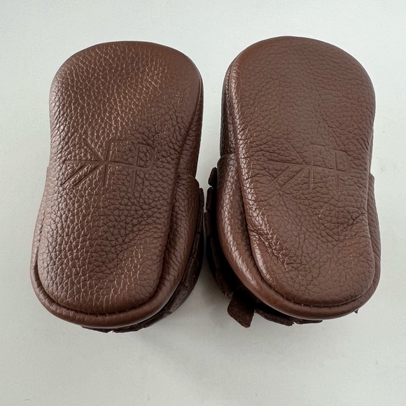 Freshly Picked Moccasin Baby Shoe in Brown size 1 - Picture 6 of 9